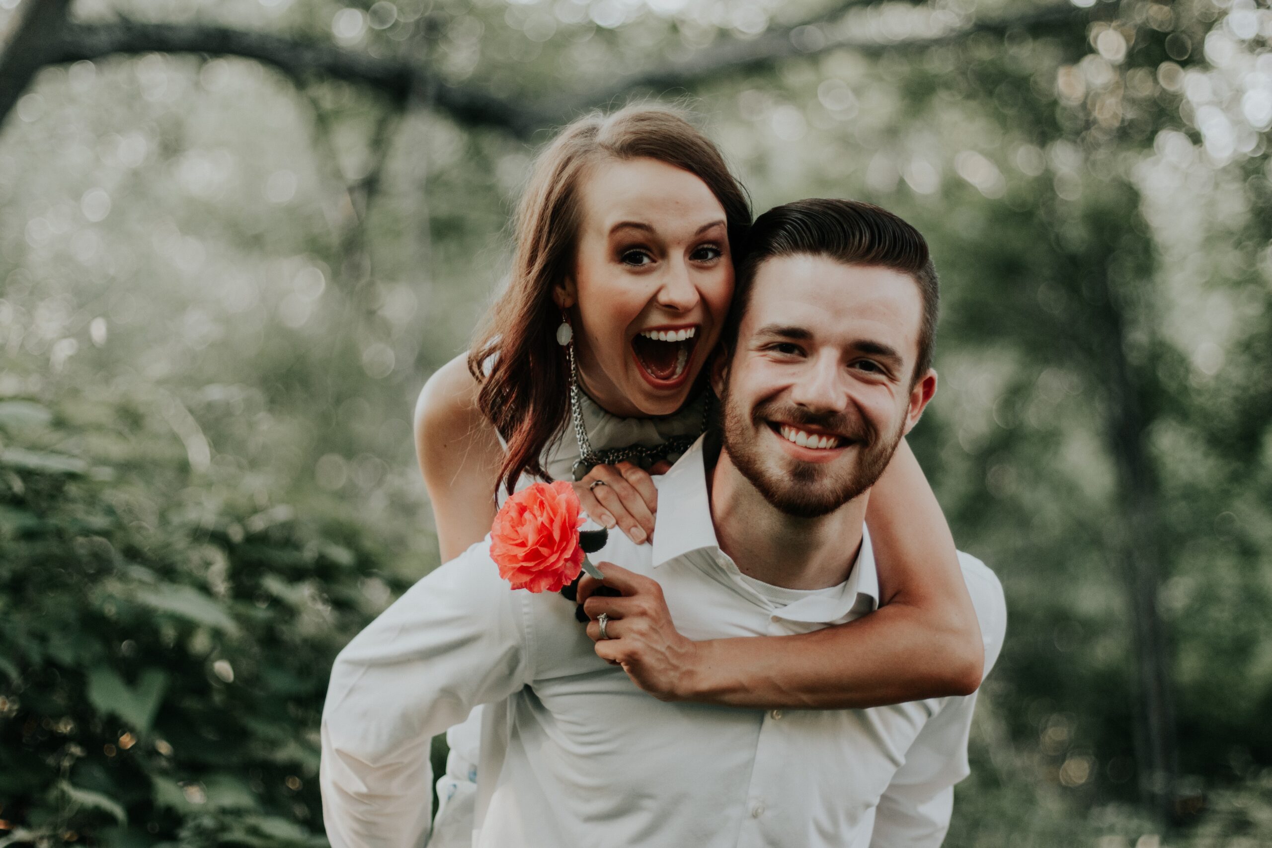 Happy couple who just had a Nashville Engagement.